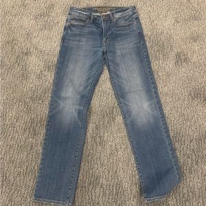 Barely worn American Eagle 30×32 Dark Blue Jeans
Airflex Athletic Skinny